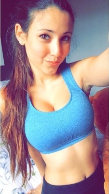 Angie Varona