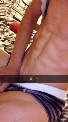 motdrobert2:  I love str8 boy snap chats!   Follow me for Hot