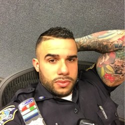 pecstacular:  Hunky, tattooed New York City Sheriff’s deputy