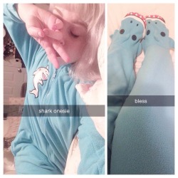 snowpixi:  me rn