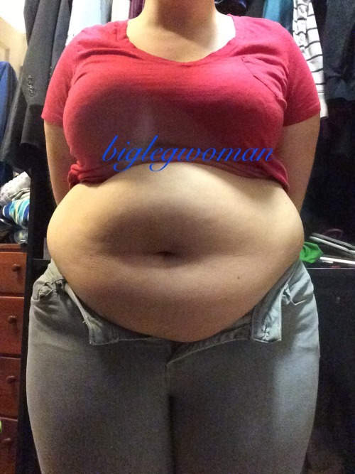 bavarian-fa:  biglegwoman:  Way too fat for these size 16s! These pictures don’t do it justice. Have only one pair of 16s that fit now. I have a video of me attempting to button them too… Let’s see if I hit 4,000 followers by end of Christmas and