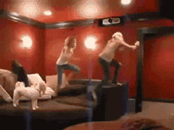 gifss-heaveen:  Daily new gifs !