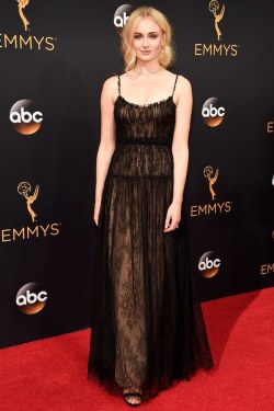 dailyactress:  Sophie Turner in Valentino– 2016 Emmy Awards