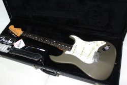 guitarjunkietv:  NGD! 2007 Limited Edition Fender John Mayer