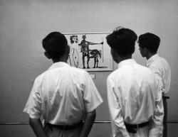 shihlun:  Werner Bischof. Tokyo. Picasso exhibition. 1951 