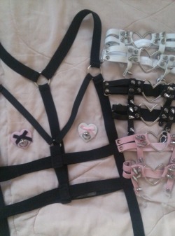 rnortal:  dollydevil:  Also got these today (minus the pink heart