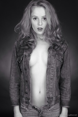 romahnirose:  A goofy shot from a recent shoot with David Gilliver.http://photos.gilliver.net/