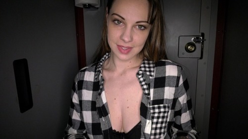 Is it me or does she kind of look and move like Taylor?  She even sucks her own nipples the way Taylor does which is very hot. It’s no surprise that a girl has to have a freaky side to want a  Gloryhole adventure so this chick fits right into the