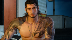 sodomymcscurvylegs:  dizzymoogle:  Older Gladio…sweating lol