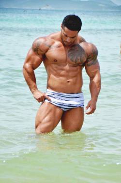 This Guy's Body Blog