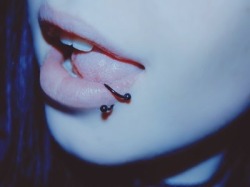 b0dyartz:  Follow here for more piercing related pics