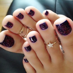 ilovestinkyfeet:  ifeetfetish:  #footfetish #feet #longtoes #prettytoes