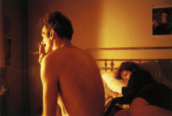eskauriatza:  #1 Nan and Brian in Bed, 1981 #2 Amanda in the
