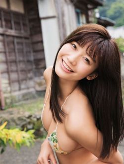 gravure-glamour:Yuka Ogura