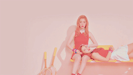 solobaek:  â˜†.ã€‚.:*ãƒ»Â° Â red velvet -Â russian rouletteÂ Â .ã€‚.:*ãƒ»Â°â˜† 
