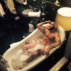Dudesnudes and more dudes