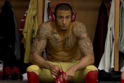 footballdreamlife:  colin kaepernick go follow @footballdreamlife