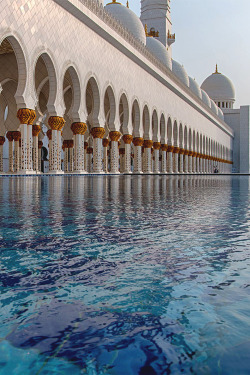 italian-luxury:  Sheikh Zayed Mosque Abu Dhabi