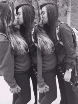 lesbian-gallery:     High school sweethearts 💕  photo by: 