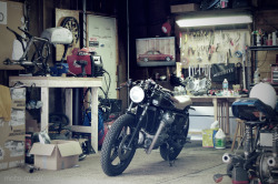 partyprobe:  twowheelcruise:  life on a motorcycle   Boom.