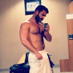 Follow my two hairy men blogs: http://sambrcln.tumblr.com http://hairysex.tumblr.com