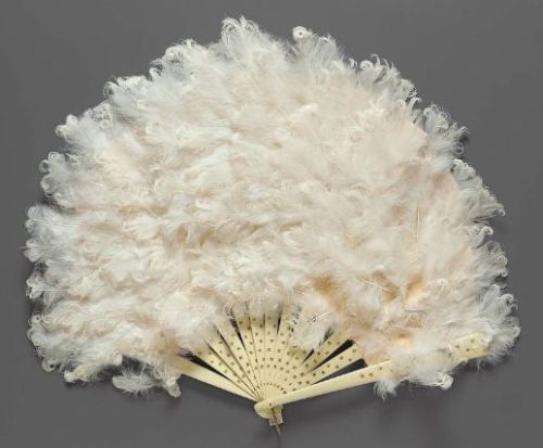 shewhoworshipscarlin:  Fan, 1800s or early 1900s, France. 