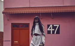 driflloon:  duckie     thot for vogue     australia aug. 2017