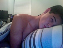 texasassy:  BREAKING NEWS: dumb teen boy cuddles with his pillow