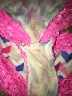 estebanhazit:  GFs cousins panties! Another pair that were laying