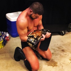 lasskickingwithstyle:wwe: #ANDNEWWWW @WWENXT Champion, #BobbyRoode!