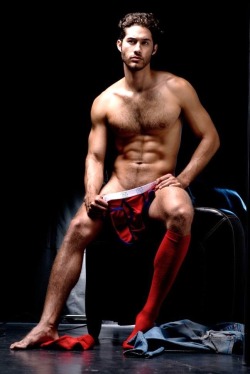 3leapfrogs:  ultimate-men:  Follow ULTIMATE MEN! Companion blog: http://theultimatemen.tumblr.com