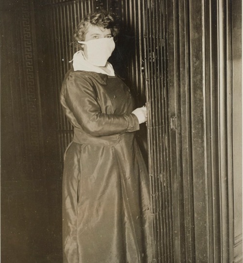 the1920sinpictures:  1918 New York City hotel elevator operator,