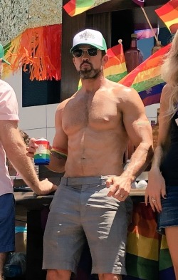 Rob McElhenney