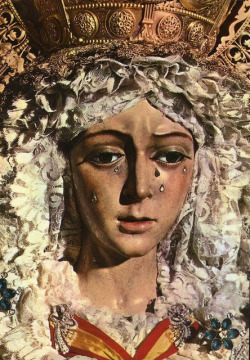 rossodimarte:  Virgen de la Esperanza Macarena, Sevilla by ☞