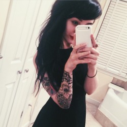 illuminaudo:I feel nice with my new tattoo and extensions. instagram: