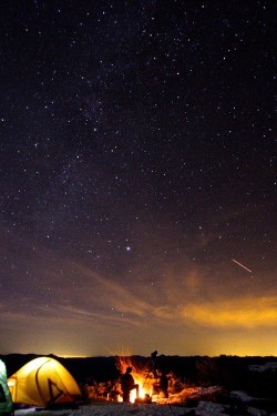 hippynesss:  apieceofanuniverse:  A Piece of an Universe ~ ☽☯❁