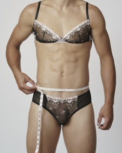 New bra and pantie set from HommeMystere.  Check it out here