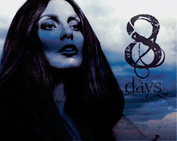 therazvirraiworld:  8 DAYS FOR APPLAUSE  I LIVE FOR THE APPLAUSE