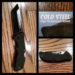 dontstressoverit:My glorified box cutter came in the mail!  Mini