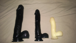 cherry-so-sweet:  Just got my new dildo… This is more like
