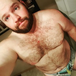 horrorbear83:  Lazy Saturdays are the best day 