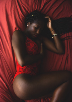 blackthoughtsnmarijuana:  Akeila  shot by Corey Daniels  