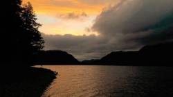 farfromthetrees:  A #Buttermere #Sunset. The perfect place to