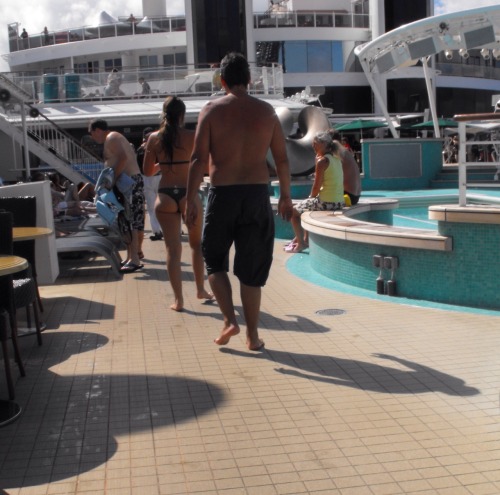 Wow-o-wow!!! An anonymous candid cruise ship booty submission to Cruise Ship Nudity!!! Thank you so much for your submission!!!  Cruise Ship Nudity!!!  Share your nude cruise adventures with us!!!  Email your submissions to: CruiseShipNudity@gmail.com