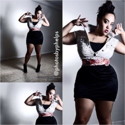 @jackieabitches popping her collar and showing just how we do  photoshoot fashion style ;-) #glam #fashion  #thick #sexappeal #photosbyphelps