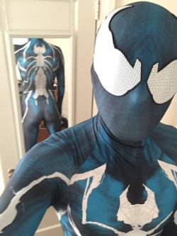 lycralighty:  New suit, new pics!