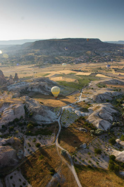 ilaurens:  Cappadocia I - By: (Karol Strozynski)