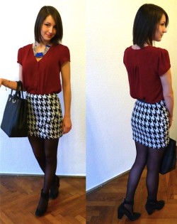 fashion-tights:  Houndstooth Skirt with a little Burgundy (by