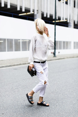 justthedesign:  Vanessa Hong is wearing white on white jeans