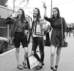 laralilac:  Liu Wen & Xiao Wen Ju at Paris Fashion Week 